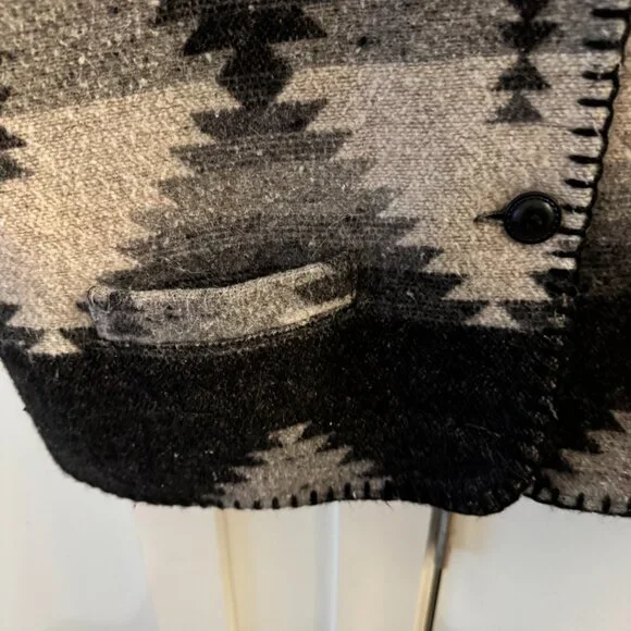 vintage pendleton inspired graphic vest size small / medium - Picture 5 of 9